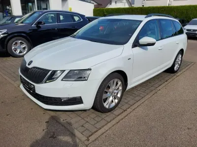 Gebraucht Skoda Octavia Clever 116 PS (85 kW) 2018 Weiß Kombi