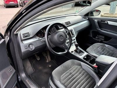Gebraucht VW Passat Comfortline 160 PS (117 kW) 2012 Schwarz Kombi