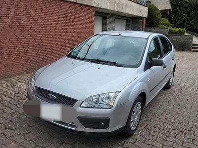 Usata Ford Focus 80 CV (58 kW) 2006 Argento Berlina