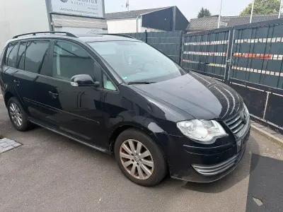 Gebraucht VW Touran 140 PS (102 kW) 2008 Schwarz Van / Kleinbus