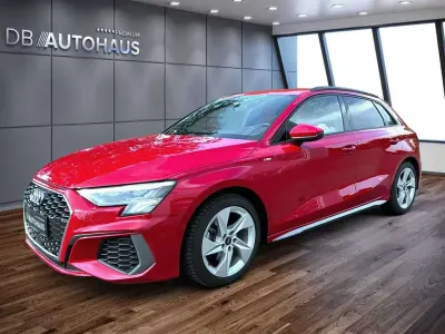 Gebraucht Audi A3 S-Line 150 PS (110 kW) 2024 Rot Limousine
