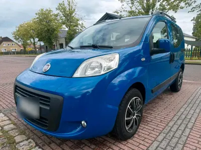 Gebraucht Fiat Qubo Trekking 54 PS (39 kW) 2009 Blau Van / Kleinbus