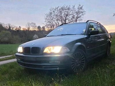 Second-hand BMW 330 231 CP (169 kW) 2001 Gri Break