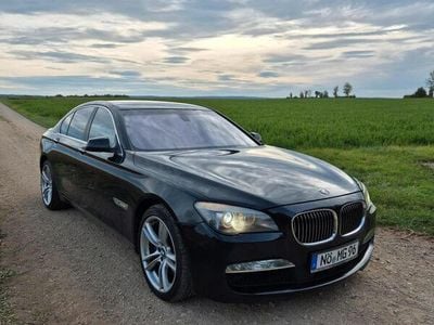 BMW 750