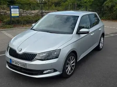 Gebraucht Skoda Fabia Joy 75 PS (55 kW) 2016 Silber Limousine