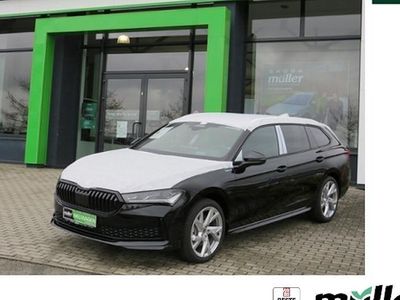 Schwarz (onyx schwarz metallic) Neu 2026 Skoda Superb SportLine Kombi | 66.589 €