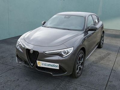 Gebraucht Alfa Romeo Stelvio Premium 209 PS (153 kW) 2022 Grün SUV