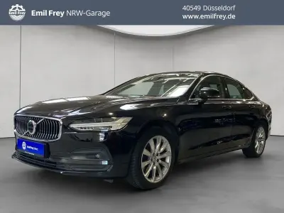 Usata Volvo S90 Momentum 235 CV (172 kW) 2021 Nero Berlina