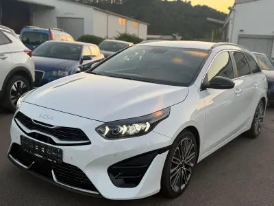 Gebraucht Kia Ceed Sportswagon GT-Line 160 PS (117 kW) 2023 Weiß Kombi