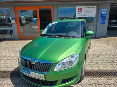 Gebraucht Skoda Fabia 105 PS (77 kW) 2011 Grün Limousine