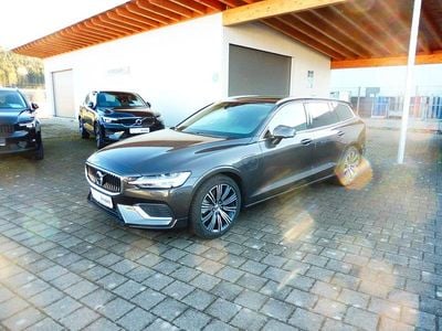 Gebraucht Volvo V60 257 PS (189 kW) 2025 Grau Kombi
