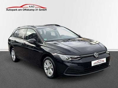 Gebraucht VW Golf VIII Life 150 PS (110 kW) 2021 Deep black Kombi