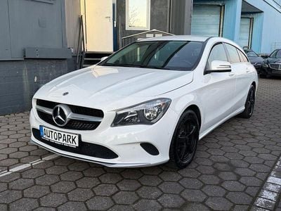 Gebraucht Mercedes CLA180 Shooting Brake Edition 109 PS (80 kW) 2018 Weiß Kombi