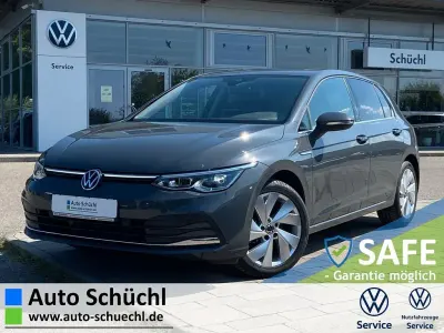 Gebraucht VW Golf VIII Business 150 PS (110 kW) 2024 Grau Limousine