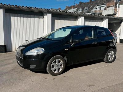 Gebraucht Fiat Punto 65 PS (47 kW) 2009 Schwarz Kleinwagen