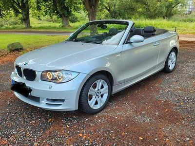 Silber Gebraucht 2009 BMW 118 Cabriolet Cabrio | 8.000 € (Teuer)