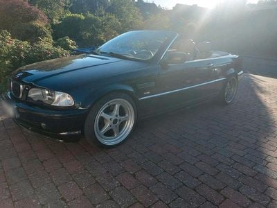 Gebraucht BMW 325 Sport Line 192 PS (141 kW) 2001 Schwarz Cabrio