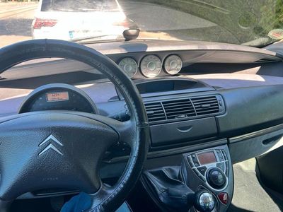 Citroën C8