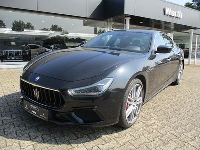 Schwarz Gebraucht 2020 Maserati Ghibli Limousine | 42.950 € (Teuer)
