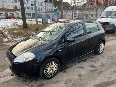 Gebraucht Fiat Grande Punto 65 PS (47 kW) 2008 Schwarz Kleinwagen