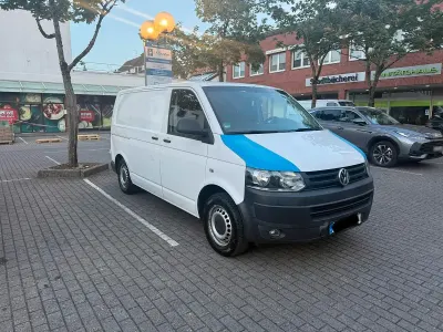 Gebraucht VW T5 105 PS (77 kW) 2013 Weiß Van