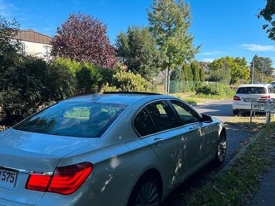 BMW 730