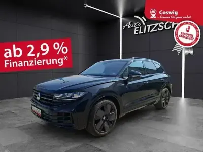 Gebraucht VW Touareg R-line 462 PS (339 kW) 2024 Grenadillschwarz metallic SUV