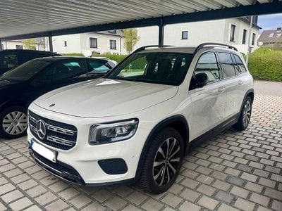 Second-hand Mercedes GLB200 Progressive 150 CP (110 kW) 2021 Alb SUV