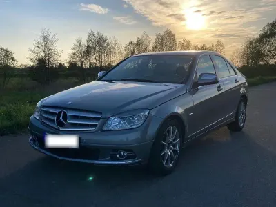 Gebraucht Mercedes C200 Avantgarde 184 PS (135 kW) 2008 Grau Limousine