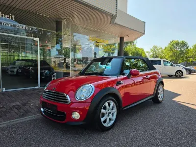Gebraucht Mini Cooper Cabriolet 122 PS (89 kW) 2015 Rot Cabrio