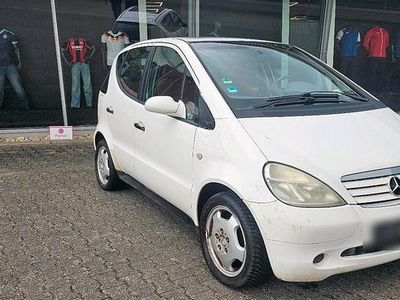 Usata Mercedes A140 75 CV (55 kW) 1998 Bianco Utilitaria