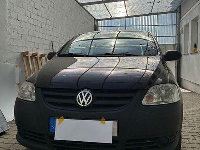 Gebraucht VW Fox 54 PS (39 kW) 2009 Schwarz Kleinwagen