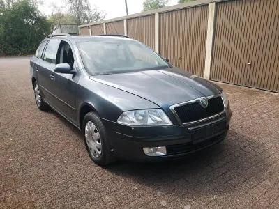Gebraucht Skoda Octavia 115 PS (84 kW) 2008 Grau Kombi