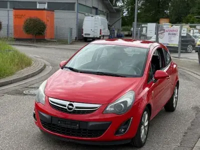 Gebraucht Opel Corsa Color Edition 86 PS (63 kW) 2012 Rot Kleinwagen
