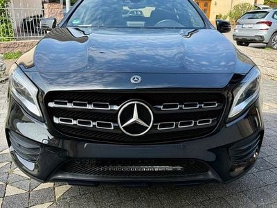 Brugt Mercedes GLA250 AMG line 211 HK (155 kW) 2017 Sort SUV