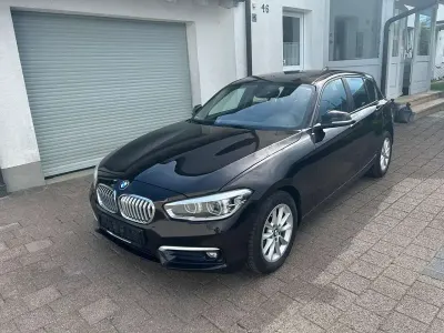 Gebraucht BMW 118 Urban Line 136 PS (100 kW) 2018 Sparkling brown metallic (b53) Limousine