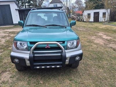 Gebraucht Mitsubishi Pajero 120 PS (88 kW) 1999 Grün SUV