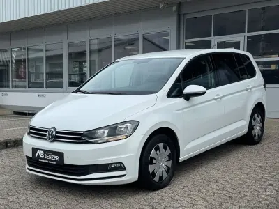 Gebraucht VW Touran Comfortline 150 PS (110 kW) 2017 Weiß Van / Kleinbus