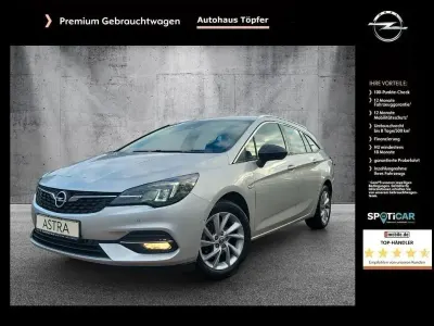 Usata Opel Astra Elegance 122 CV (89 kW) 2022 Argento Utilitaria