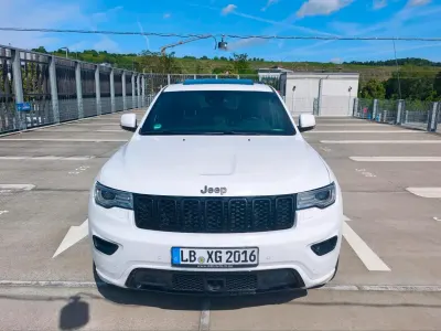 Gebraucht Jeep Grand Cherokee Overland 250 PS (183 kW) 2017 Weiß SUV