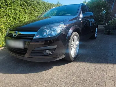 Gebraucht Opel Astra 125 PS (91 kW) 2006 Schwarz Kombi