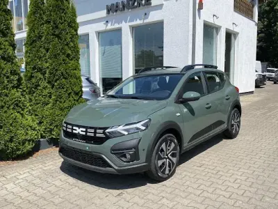 Nuova Dacia Sandero Expression 122 CV (89 kW) 2025 Verde Utilitaria