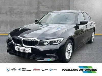 Gebraucht BMW 318 Advantage 150 PS (110 kW) 2022 Schwarz Limousine
