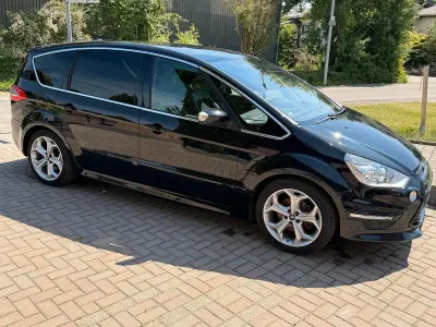 Gebraucht Ford S-MAX S 200 PS (147 kW) 2014 Schwarz Van / Kleinbus