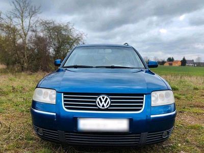 Usata VW Passat 193 CV (141 kW) 2003 Blu Station wagon