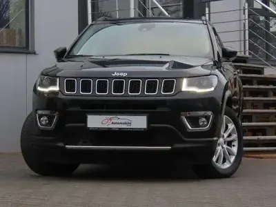 Gebraucht Jeep Compass 150 PS (110 kW) 2021 Schwarz SUV