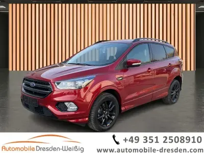Używany Ford Kuga ST-Line 150 KM (110 kW) 2019 Czerwony SUV