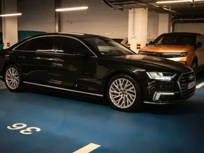 Gebraucht Audi A8 340 PS (250 kW) 2019 Mythosschwarz metallic Limousine