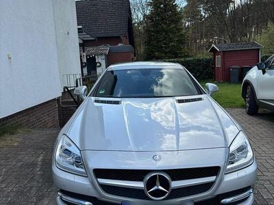 Second-hand Mercedes SLK200 184 CP (135 kW) 2011 Argintiu Cabrio