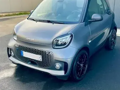 Usata Smart ForTwo Electric Drive 60 kW (82 CV) 2023 Grigio Coupé